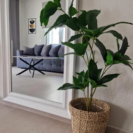 Olimpus Sunset Apartment *